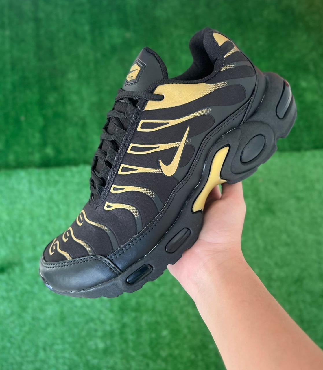 Shopping do Tenis Nike Air Max TN Preto Dourado Numeracao 38 39 40 41 42 43 Ai Pedido